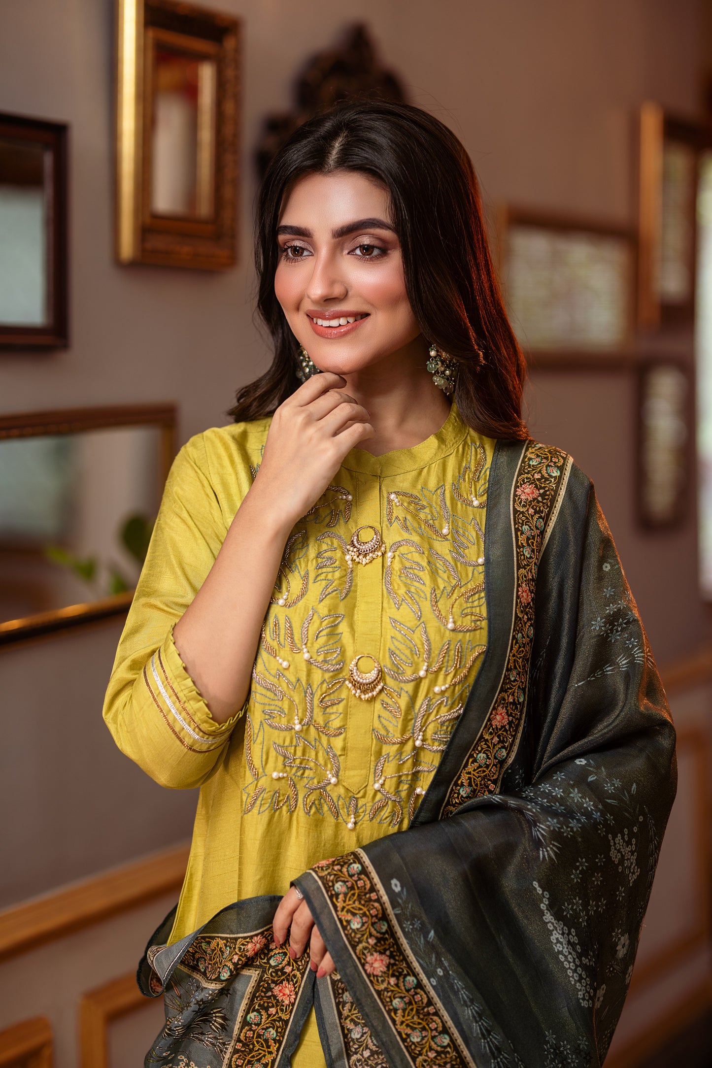 KURTA DUPATTA WITH PANT