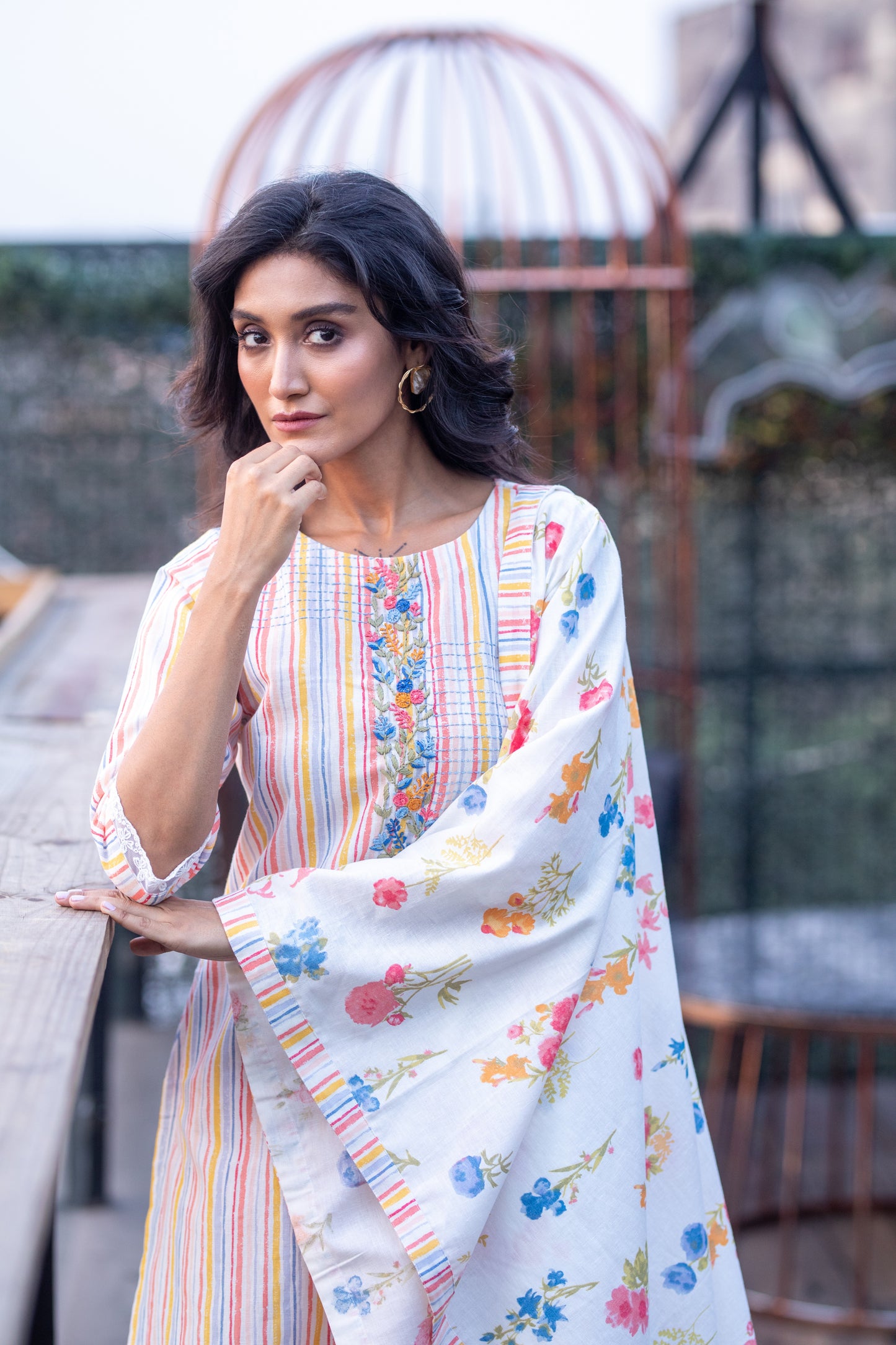 KURTA DUPATTA WITH PANT