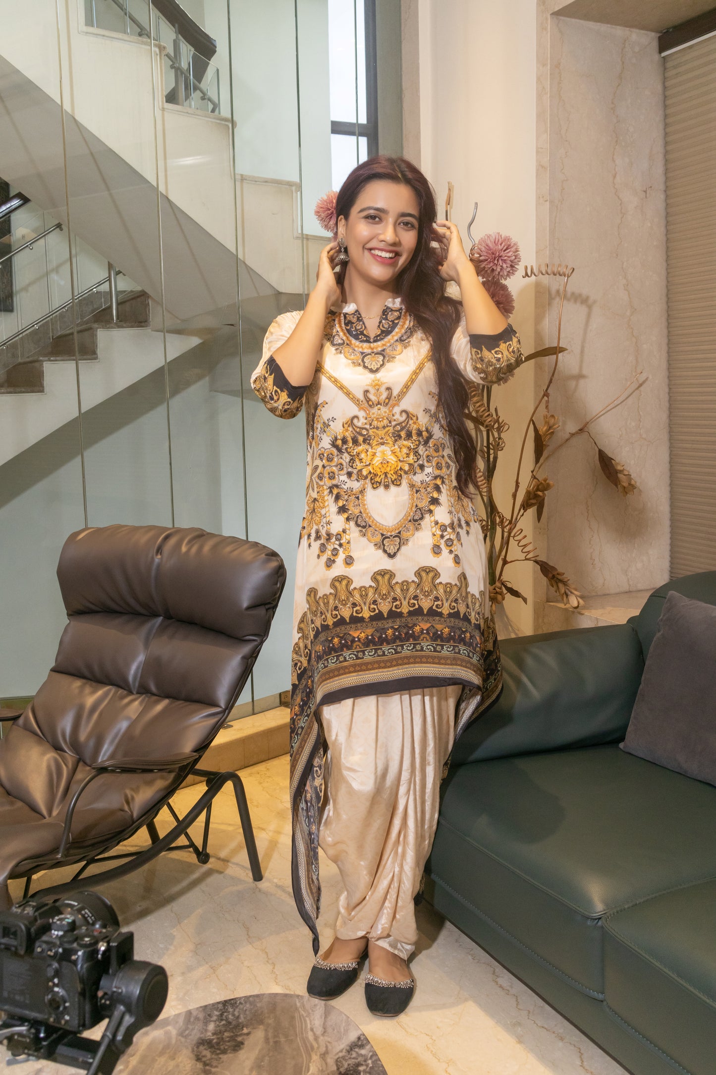 CREAM DIGITAL PRINTED TALE CUT CO-ORD SET
