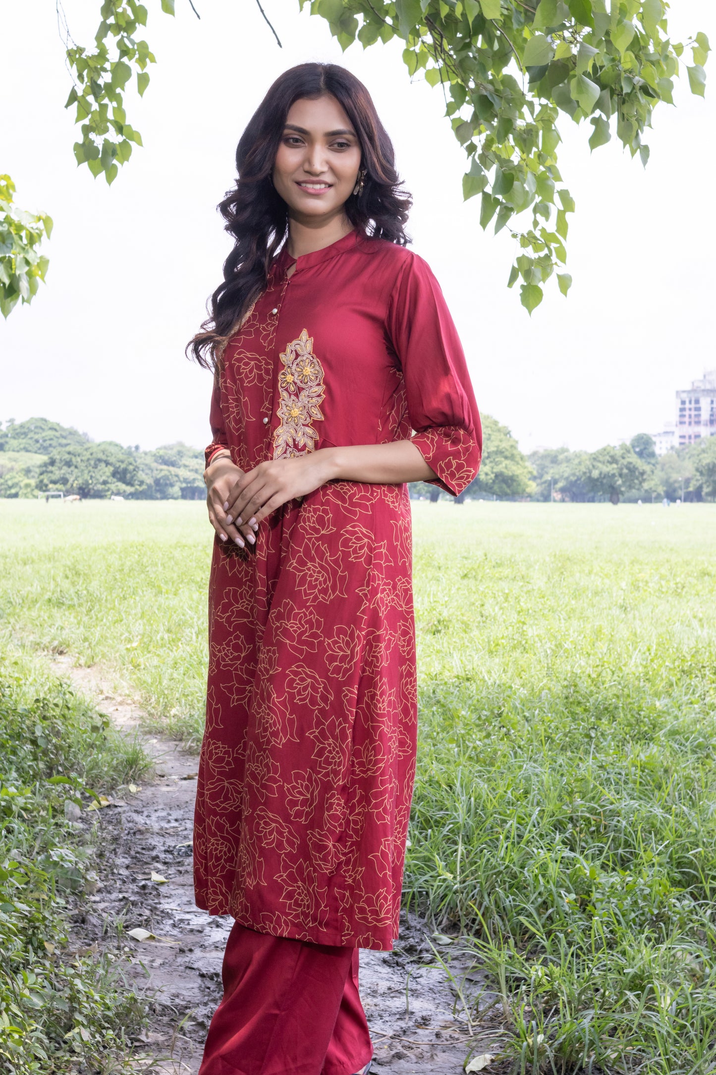 MAROON SATIN EMBROIDERED PATCH KURTA PANT