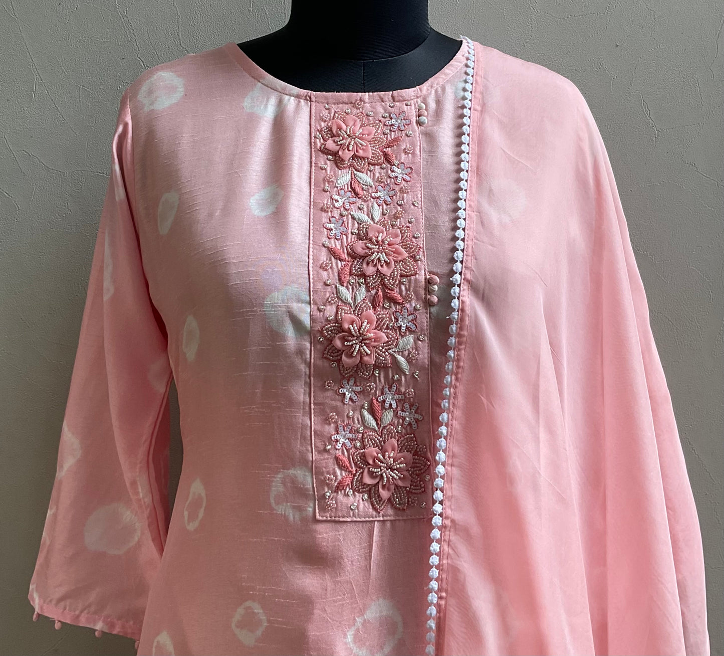 LIGHT PINK BEADS EMBROIDERED KURTA SET