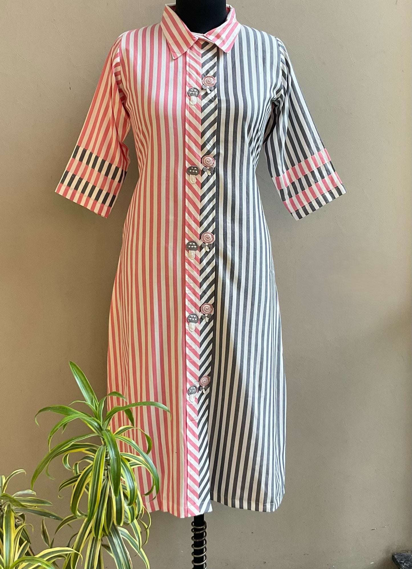 PINK AND GREY CROSIA PATCHED ALINE DRESS