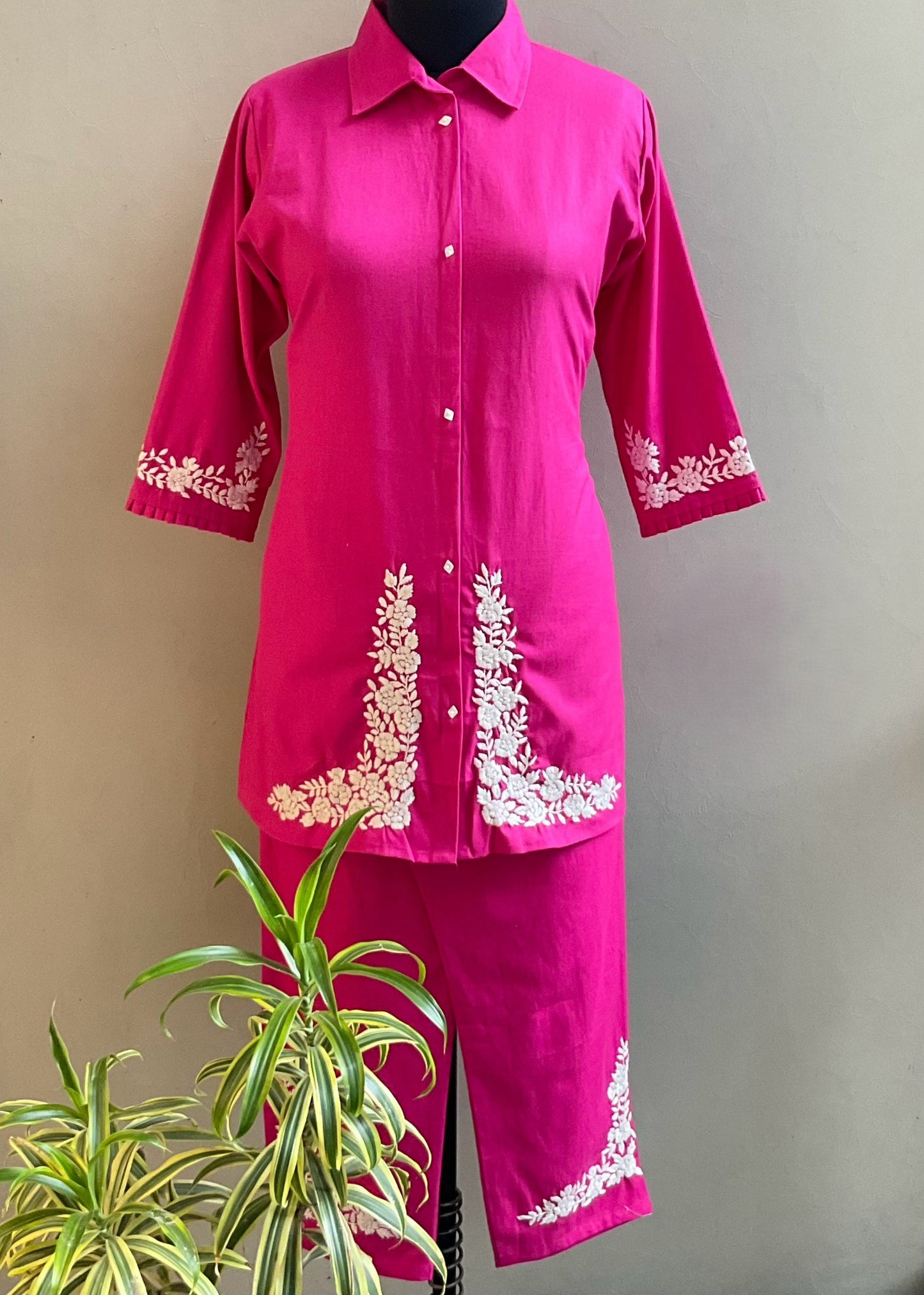 RANI PINK FLAX CLOTH HAND EMBROIDERED CO-ORD SET