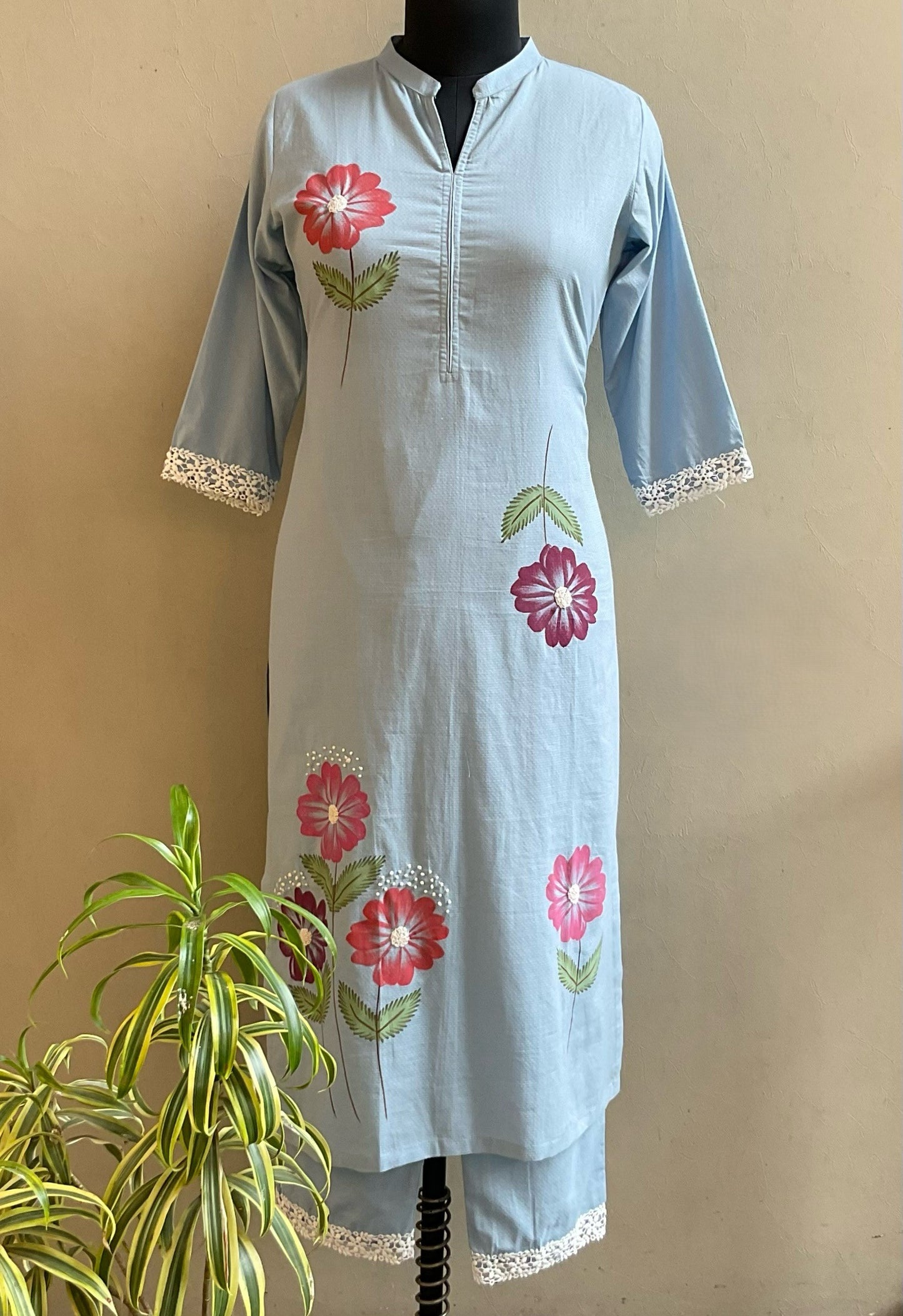 LIGHT BLUE HAND PAINTED KURTA PANT