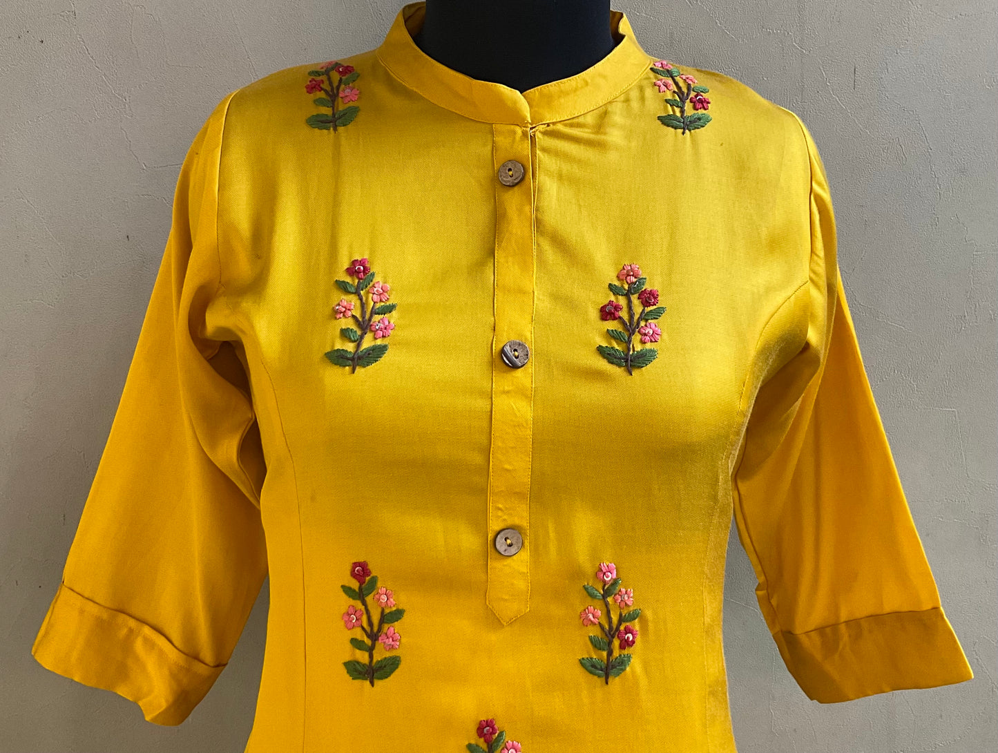 YELLOW HAND PAINTED WITH HAND EMBROIDERED KURTA PANT