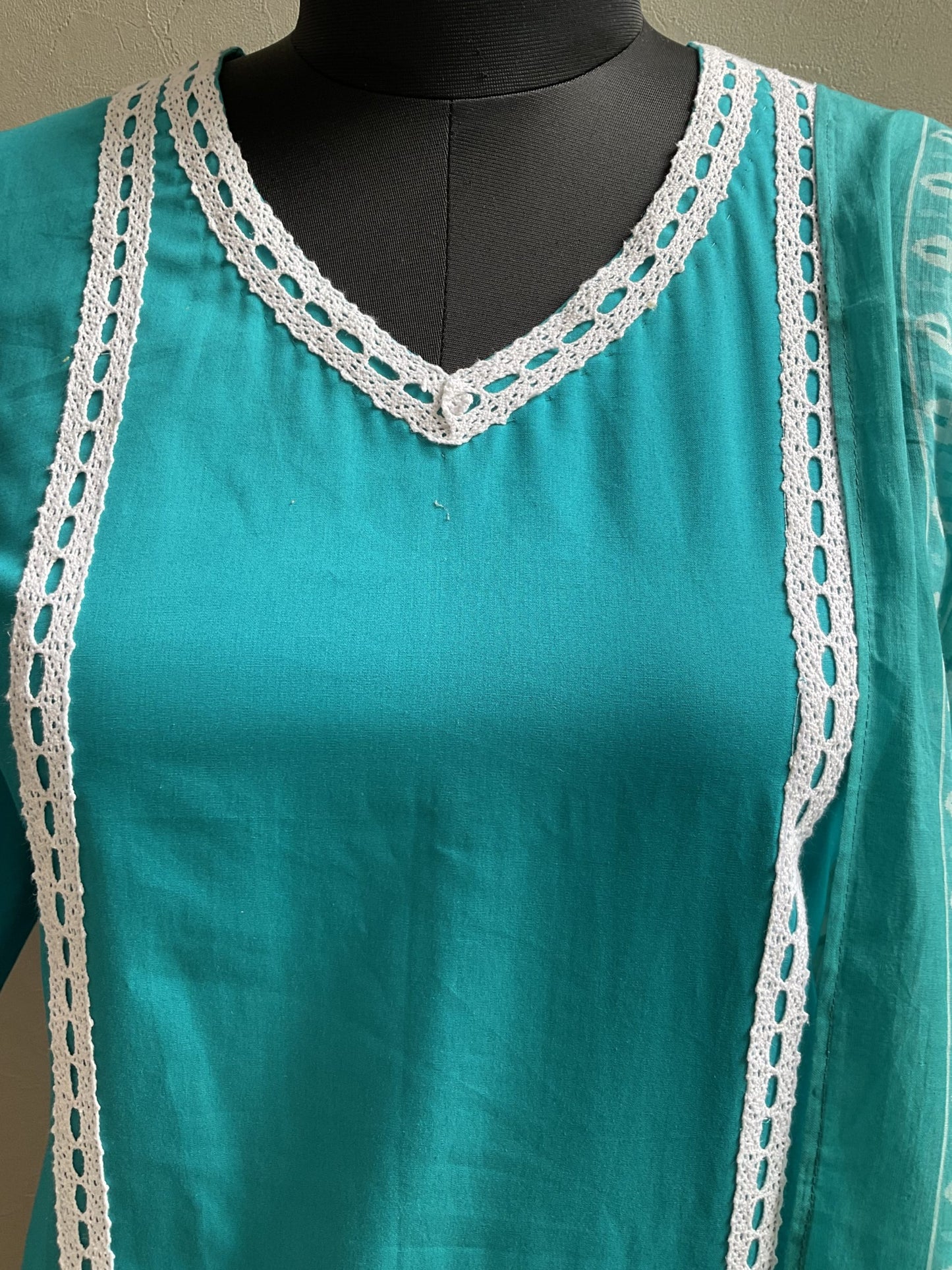 KURTA DUPATTA WITH PANT