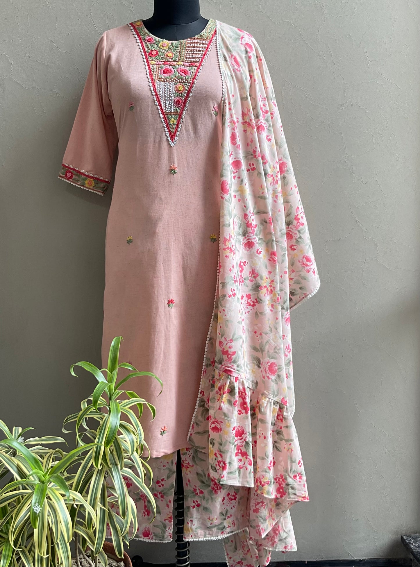 PEACH EMBROIDERED KURTA WITH FLORAL DUPATTA