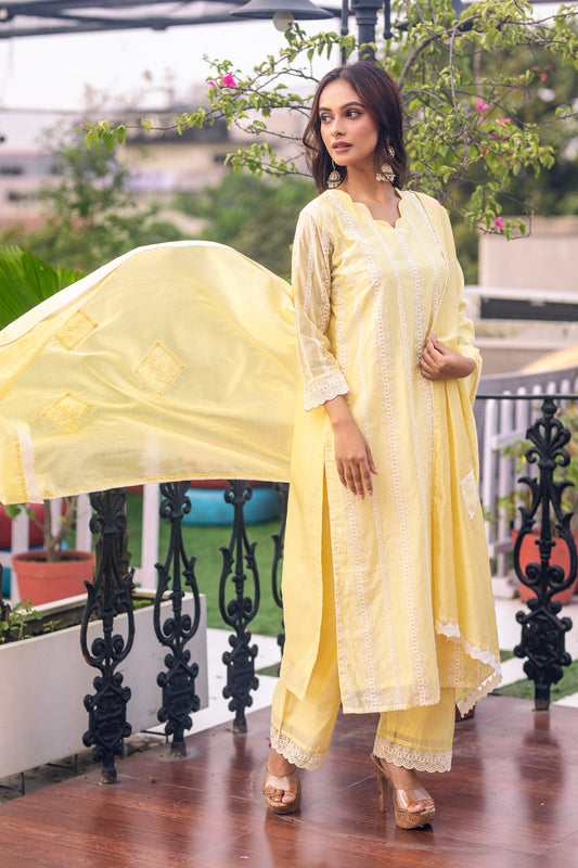 KURTA DUPATTA WITH PANT