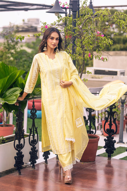 KURTA DUPATTA WITH PANT