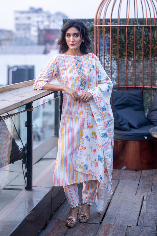 KURTA DUPATTA WITH PANT