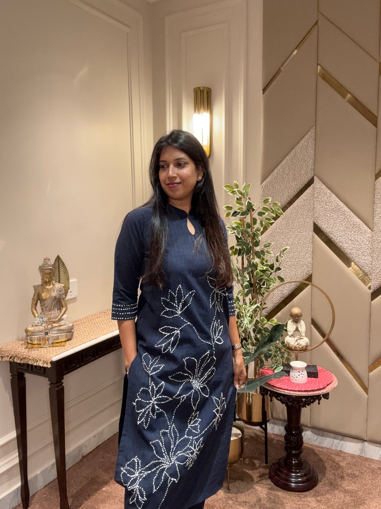 NAVY BLUE FRENCH KNOT KURTA PANT