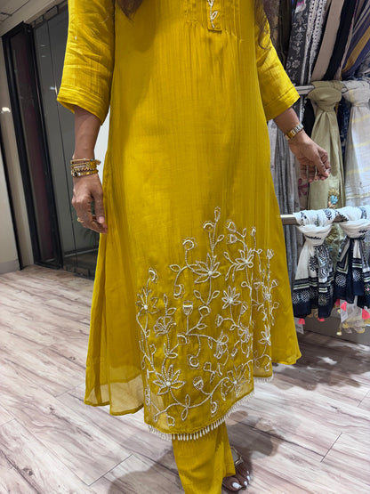 MUSTARD YELLOW BEADS EMBROIDERED KURTA PANT