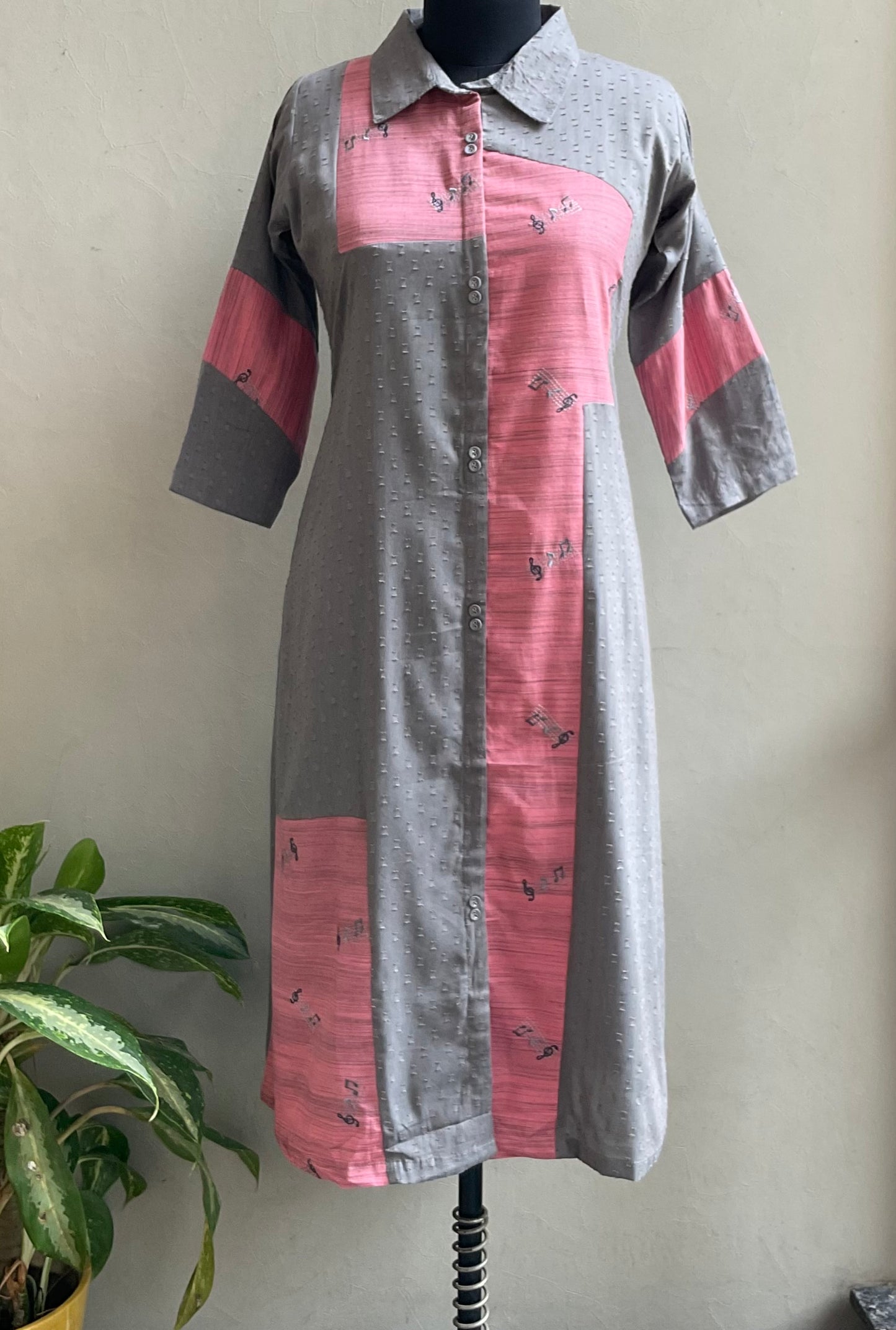 GREY AND PINK PATCHED ALINE DRESS