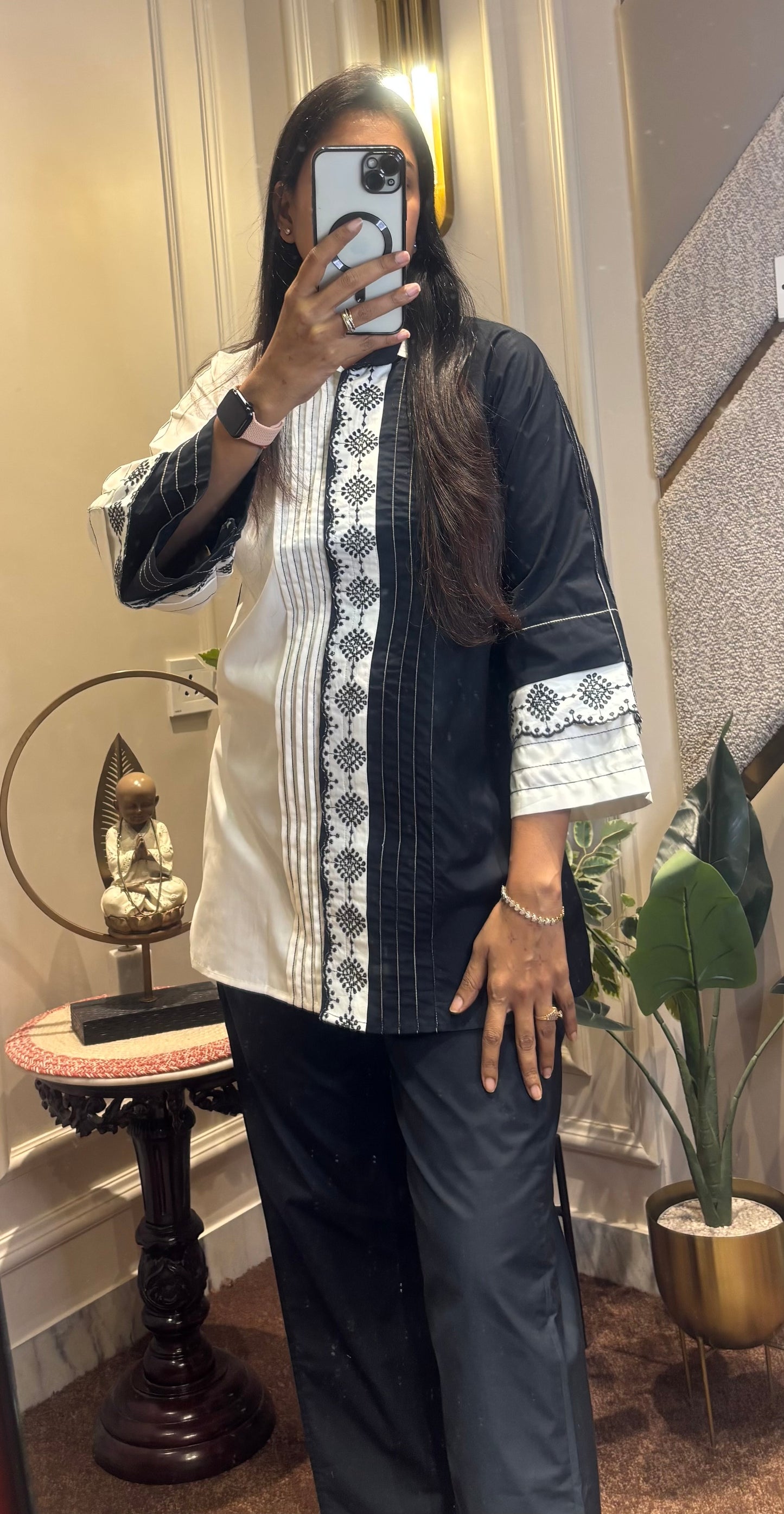 BLACK AND WHITE LACED CO-ORD SET