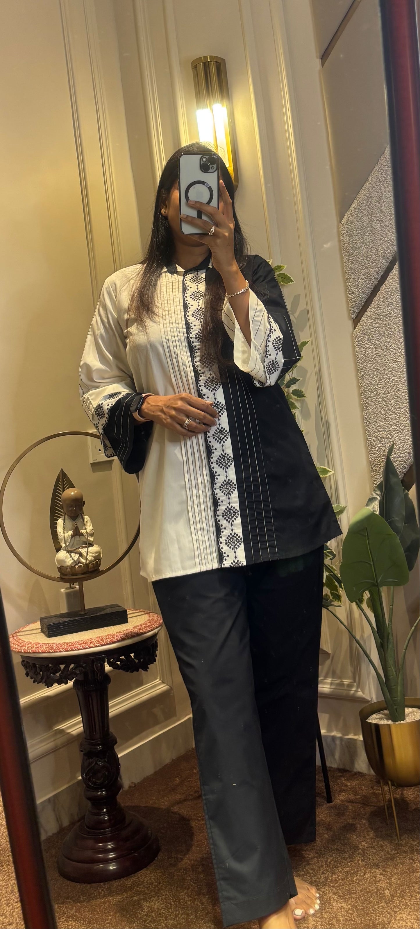 BLACK AND WHITE LACED CO-ORD SET