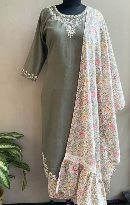 OLIVE GREEN THREAD EMBROIDERED KURTA SET