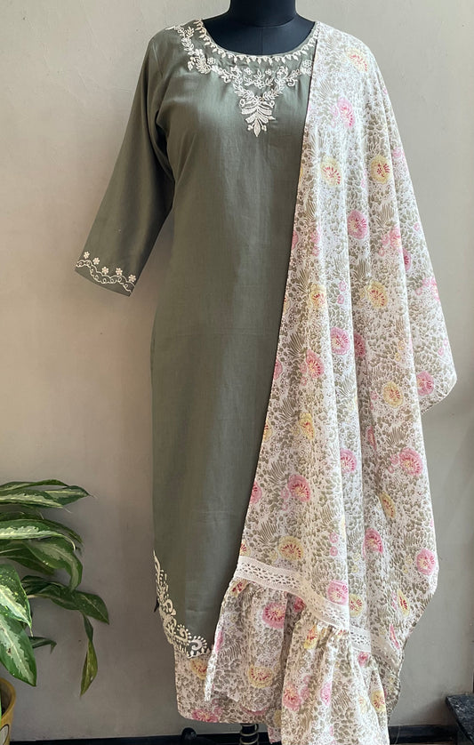 OLIVE GREEN THREAD EMBROIDERED KURTA SET
