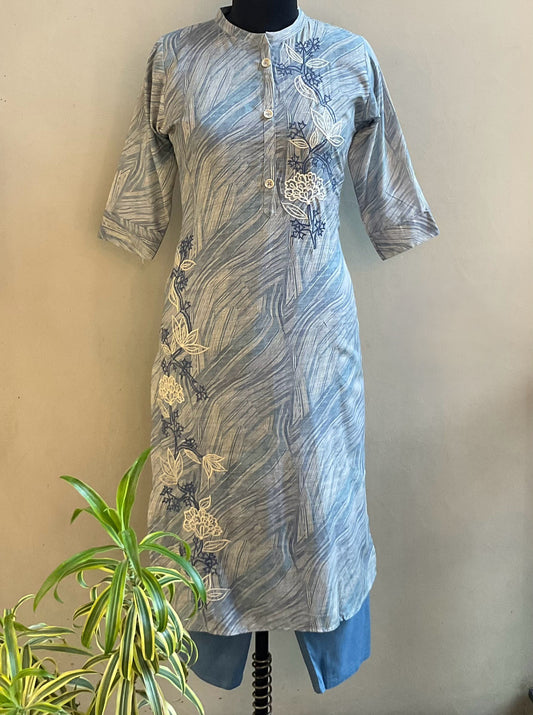 BLUE LINEN EMBROIDERED KURTA PANT