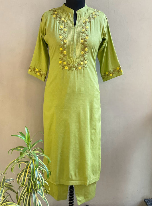 LIGHT GREEN HAND EMBROIDERED KURTA PANT