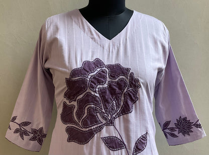 MAUVE APPLIQUE WORKED KURTA PANT
