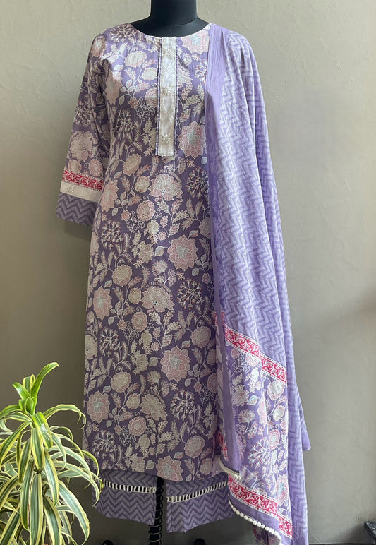 MAUVE EMBROIDERED LACED KURTA SET