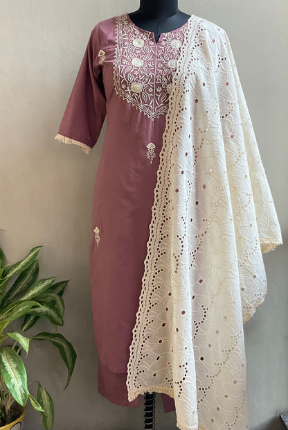 ONION PINK CUTWORK DUPATTA KURTA SET