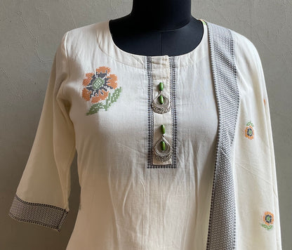 OFF WHITE WOVEN JAQUARD WORK KURTA SET