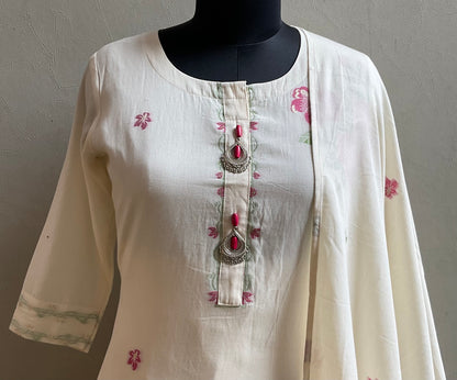 OFF WHITE & PINK WOVEN JAQUARD WORK KURTA SET