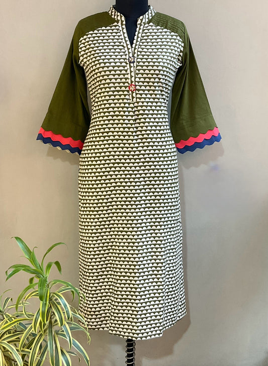 MEHENDI GREEN PRINTED KURTI