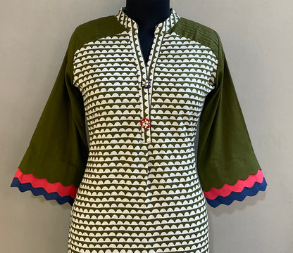 MEHENDI GREEN PRINTED KURTI