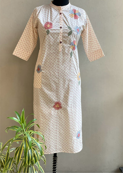 CREAM THREAD EMBROIDERED STRAIGHT KURTI
