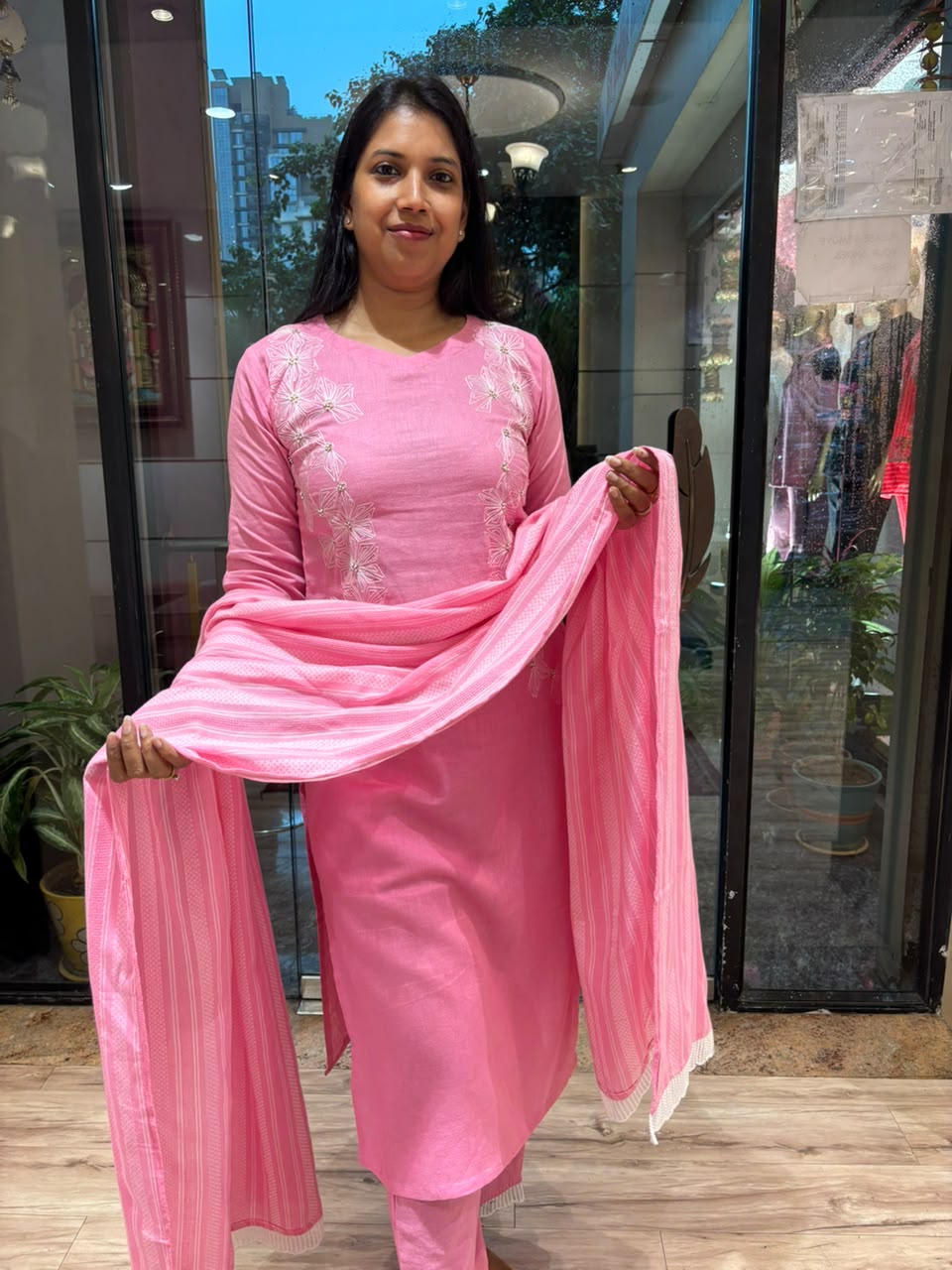 BLUSH PINK THREAD EMBROIDERED KURTA SET
