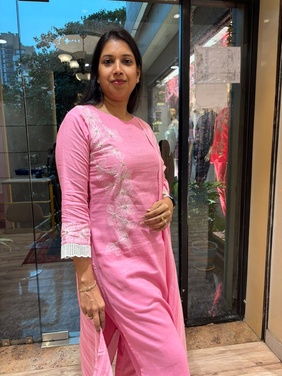 BLUSH PINK THREAD EMBROIDERED KURTA SET