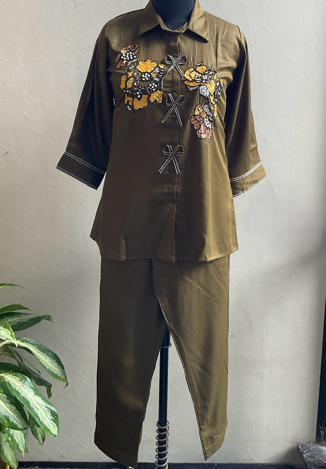 OLIVE GREEN HEAVY SEQUENCE EMBROIDERED COORD SET