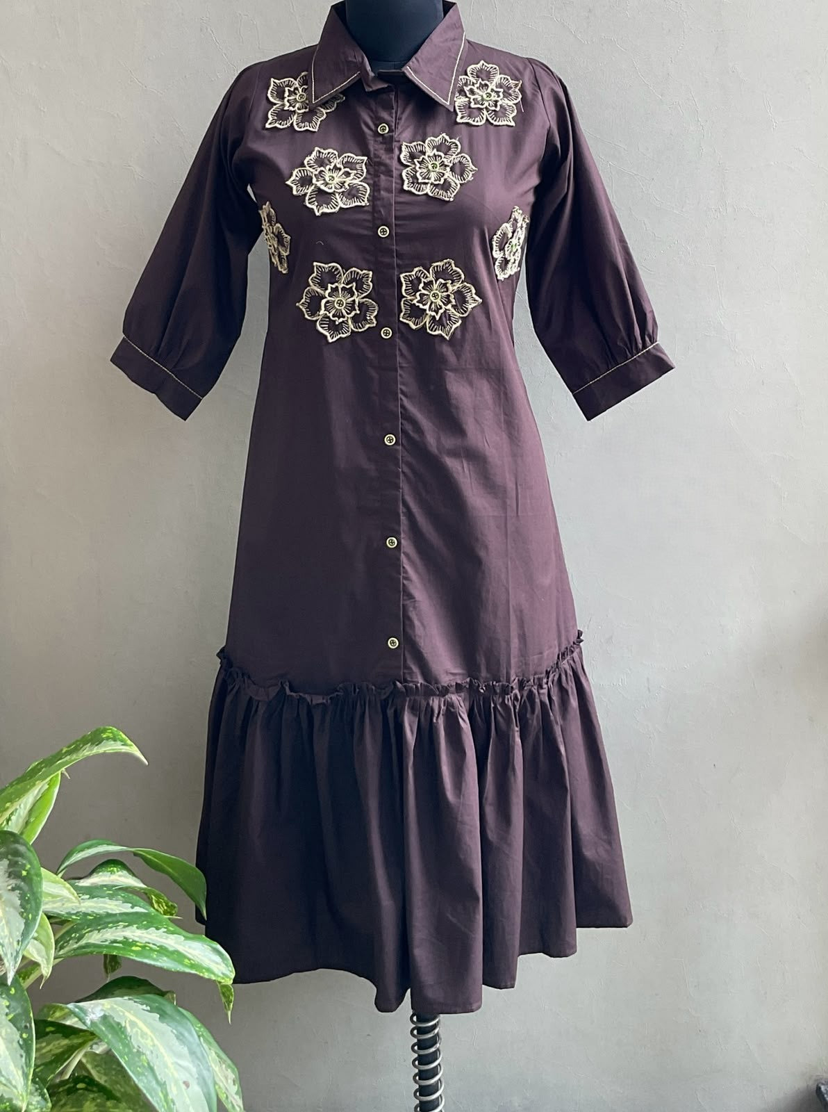 CHOCOLATE 3D PATCHED ALINE DRESS