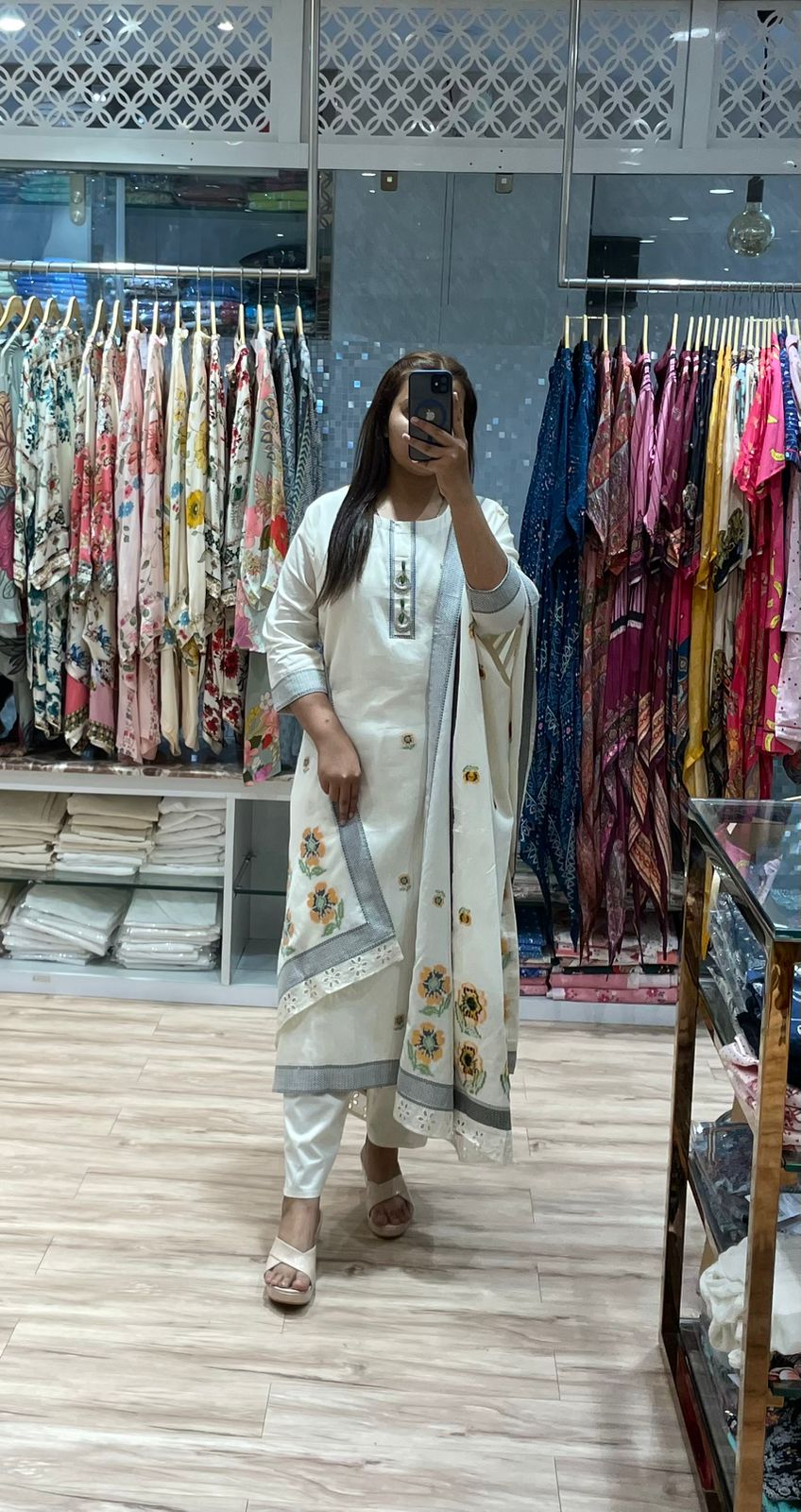 OFF WHITE WOVEN JAQUARD WORK KURTA SET