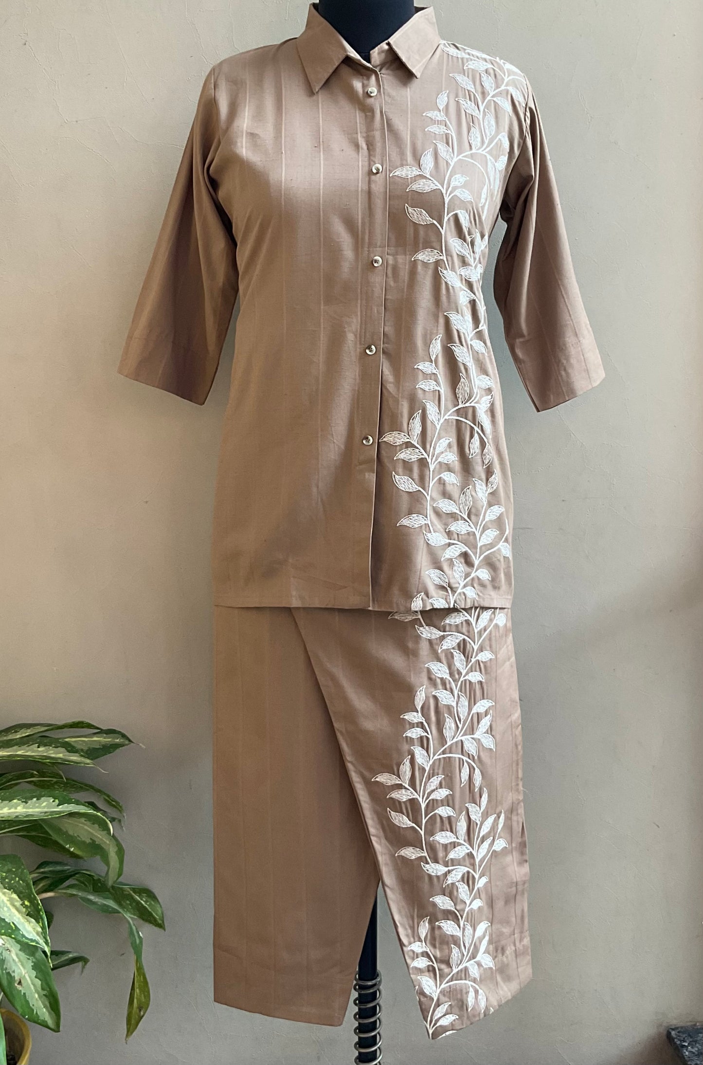 BEIGE THREAD EMBROIDERED COORD SET
