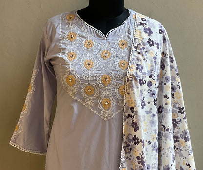MAUVE THREAD EMBROIDERED KURTA SET